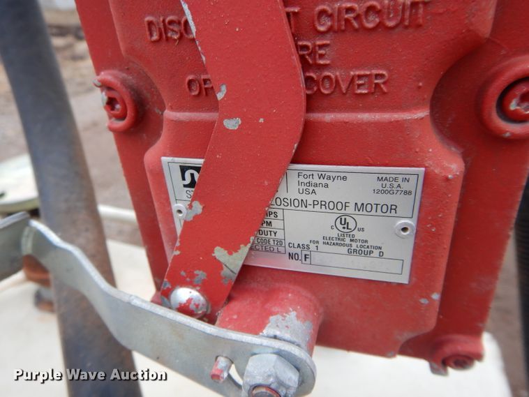 image for item GE9065 (2) fuel tanks