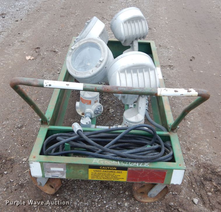 image for item GE9068 Explosion proof light cart