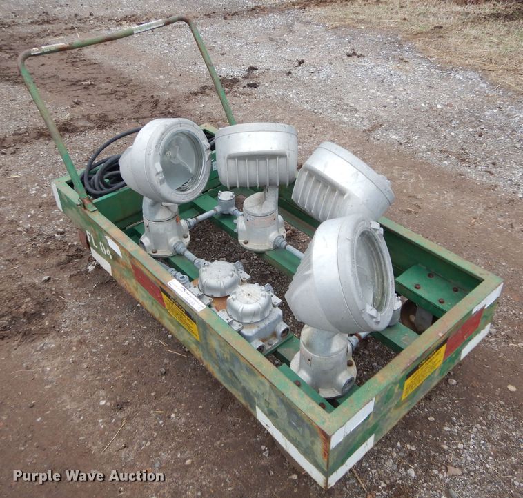 image for item GE9068 Explosion proof light cart