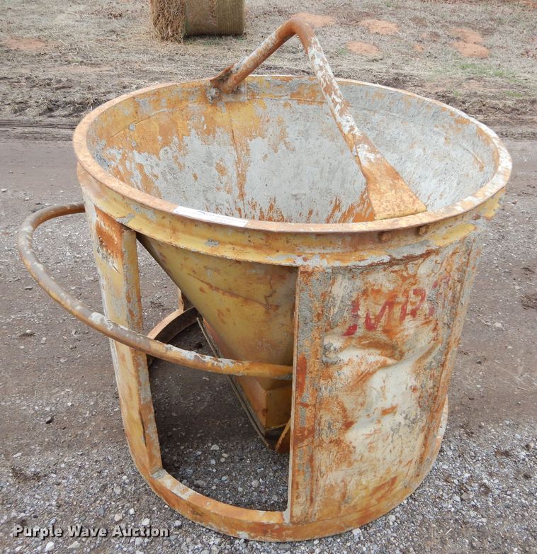 image for item GE9069 Concrete bucket