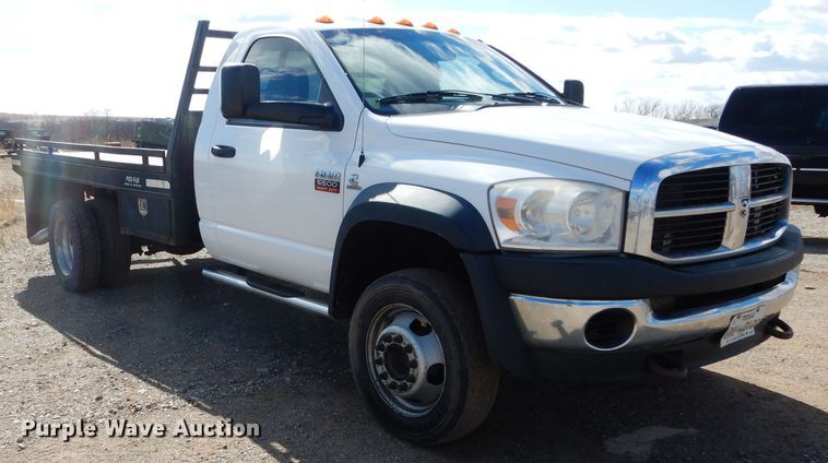 image for item GE9111 2008 Dodge Ram 5500 flatbed truck
