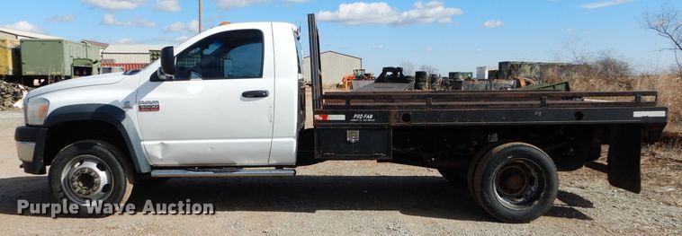 image for item GE9111 2008 Dodge Ram 5500 flatbed truck
