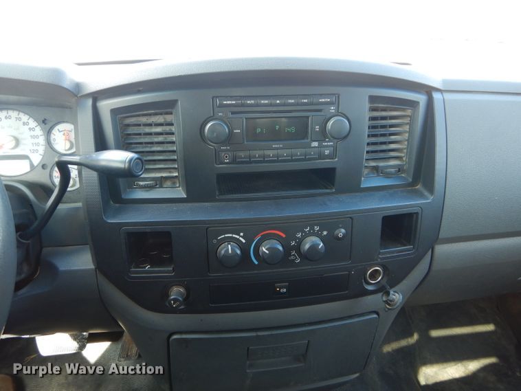 image for item GE9111 2008 Dodge Ram 5500 flatbed truck