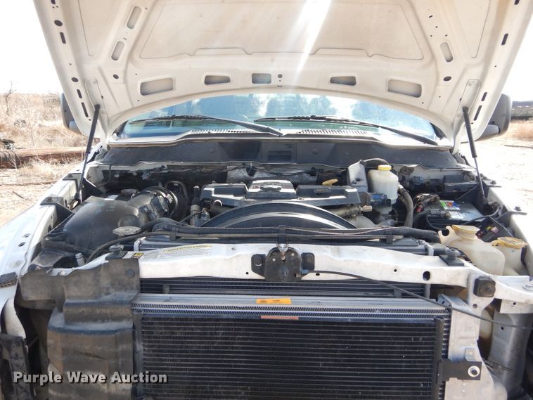 image for item GE9111 2008 Dodge Ram 5500 flatbed truck