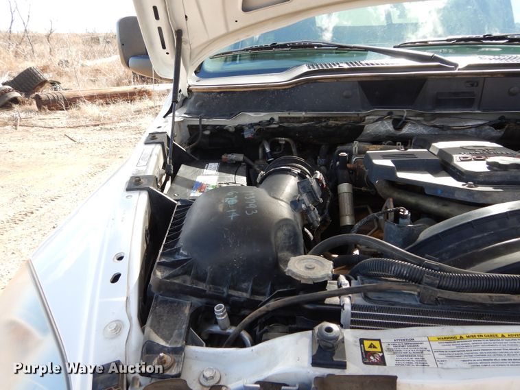 image for item GE9111 2008 Dodge Ram 5500 flatbed truck