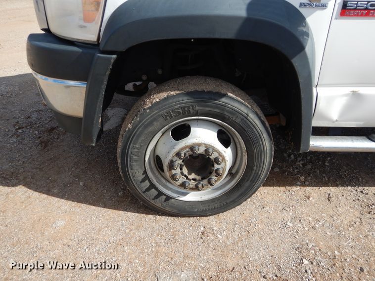 image for item GE9111 2008 Dodge Ram 5500 flatbed truck