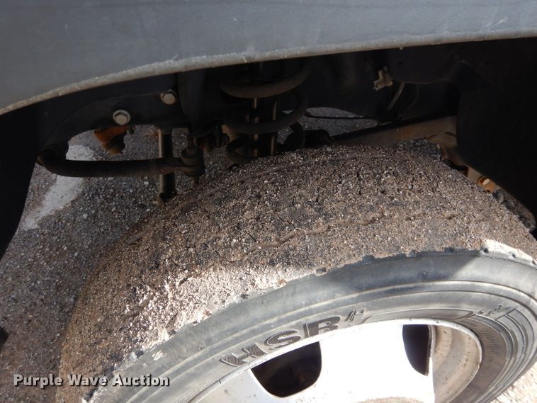 image for item GE9111 2008 Dodge Ram 5500 flatbed truck