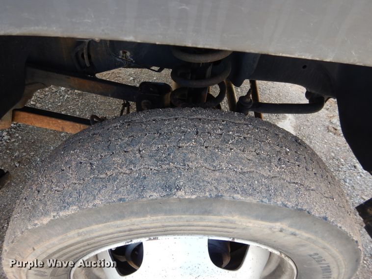 image for item GE9111 2008 Dodge Ram 5500 flatbed truck