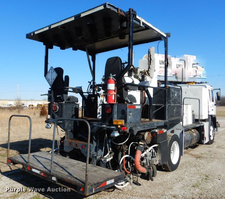 image for item GF9033 1997 Volvo FE paint striper truck