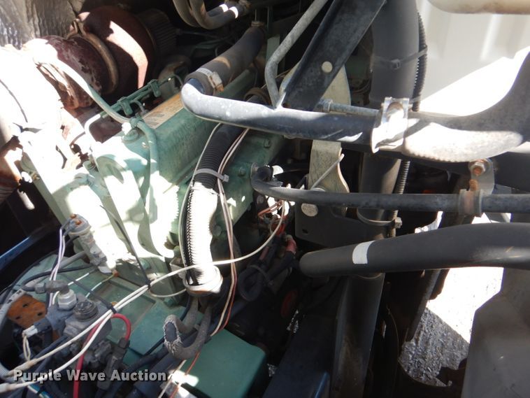 image for item GF9033 1997 Volvo FE paint striper truck