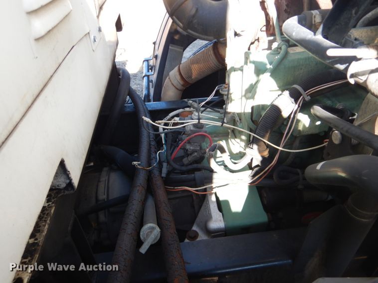 image for item GF9033 1997 Volvo FE paint striper truck