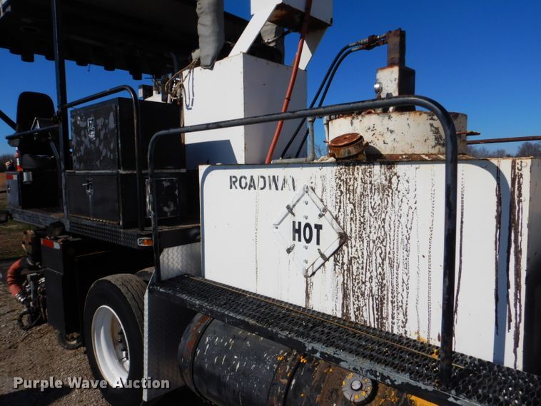 image for item GF9033 1997 Volvo FE paint striper truck