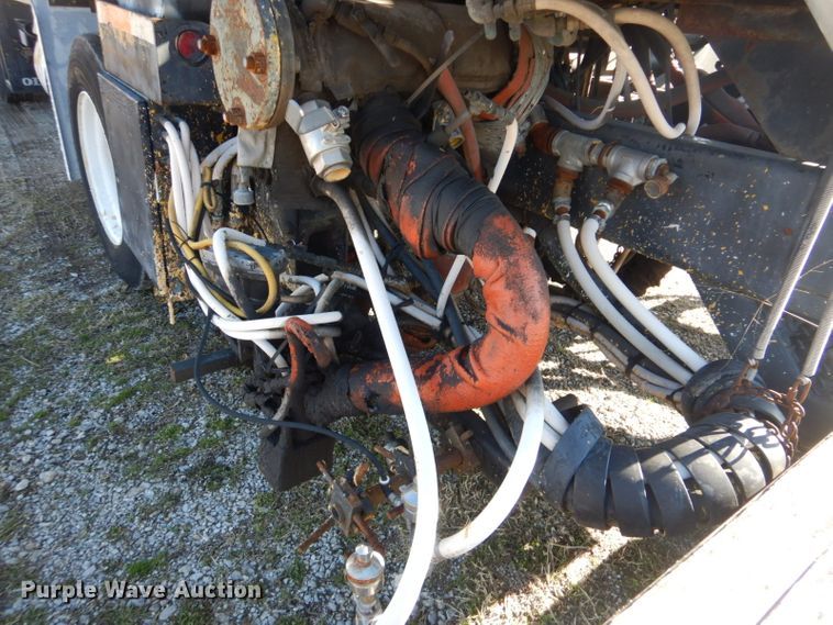 image for item GF9033 1997 Volvo FE paint striper truck