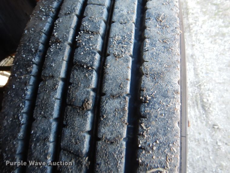 image for item GF9033 1997 Volvo FE paint striper truck