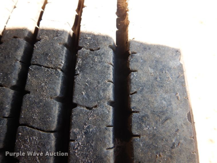 image for item GF9033 1997 Volvo FE paint striper truck