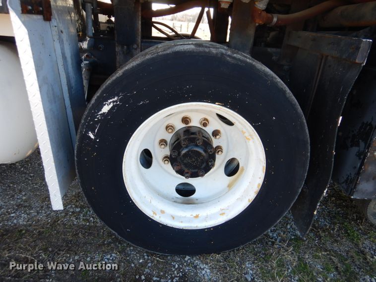 image for item GF9033 1997 Volvo FE paint striper truck