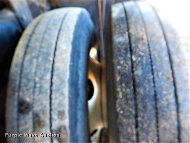 image for item GF9033 1997 Volvo FE paint striper truck