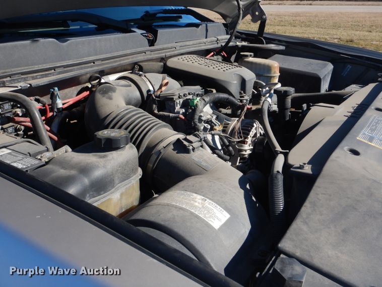 image for item GF9034 2007 Chevrolet Silverado 2500HD Crew Cab pickup truck