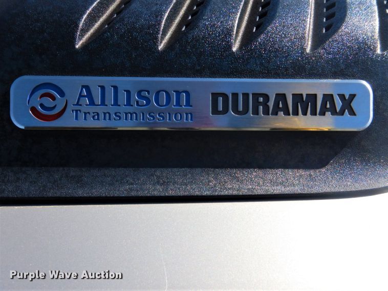 image for item GF9034 2007 Chevrolet Silverado 2500HD Crew Cab pickup truck