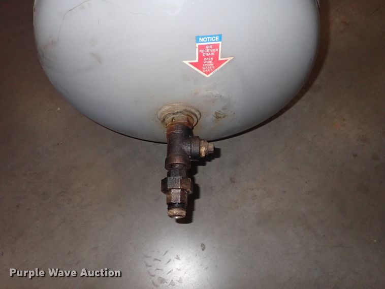 image for item GF9608 Ingersoll Rand T30 air compressor