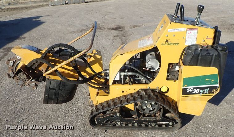 image for item GF9633 2013 Vermeer SC30TX stump grinder