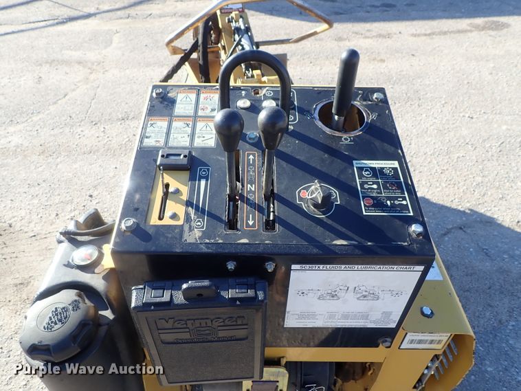 image for item GF9633 2013 Vermeer SC30TX stump grinder