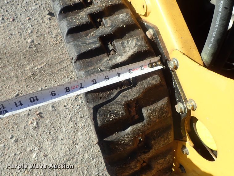 image for item GF9633 2013 Vermeer SC30TX stump grinder