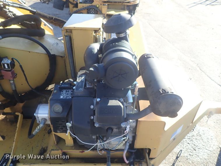 image for item GF9634 2005 Vermeer BC625A wood chipper