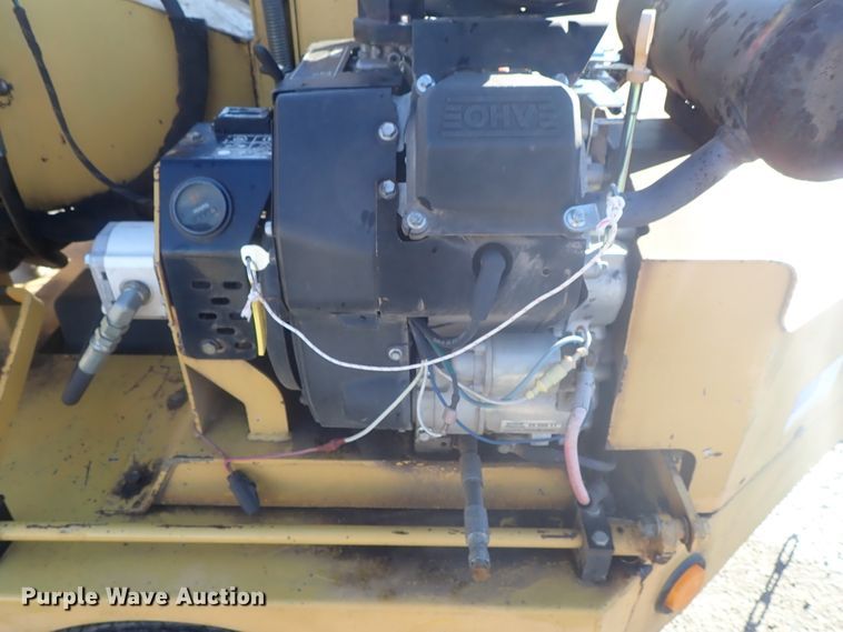 image for item GF9634 2005 Vermeer BC625A wood chipper