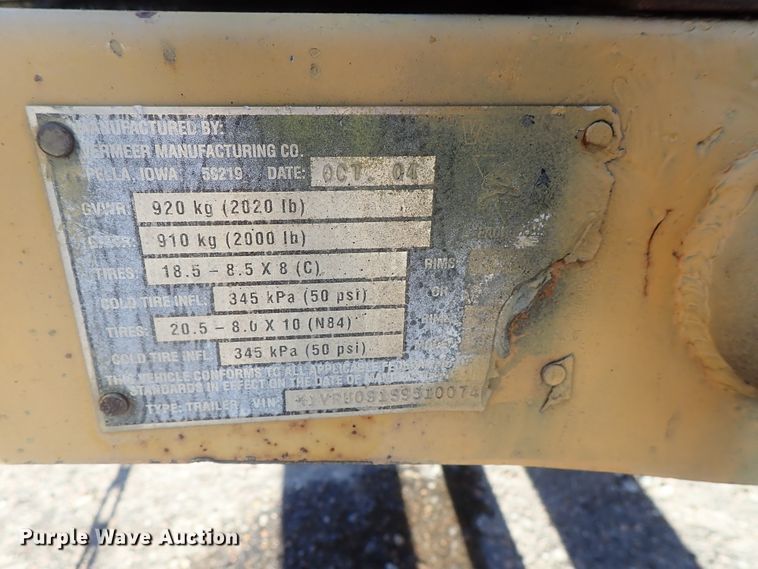 image for item GF9634 2005 Vermeer BC625A wood chipper