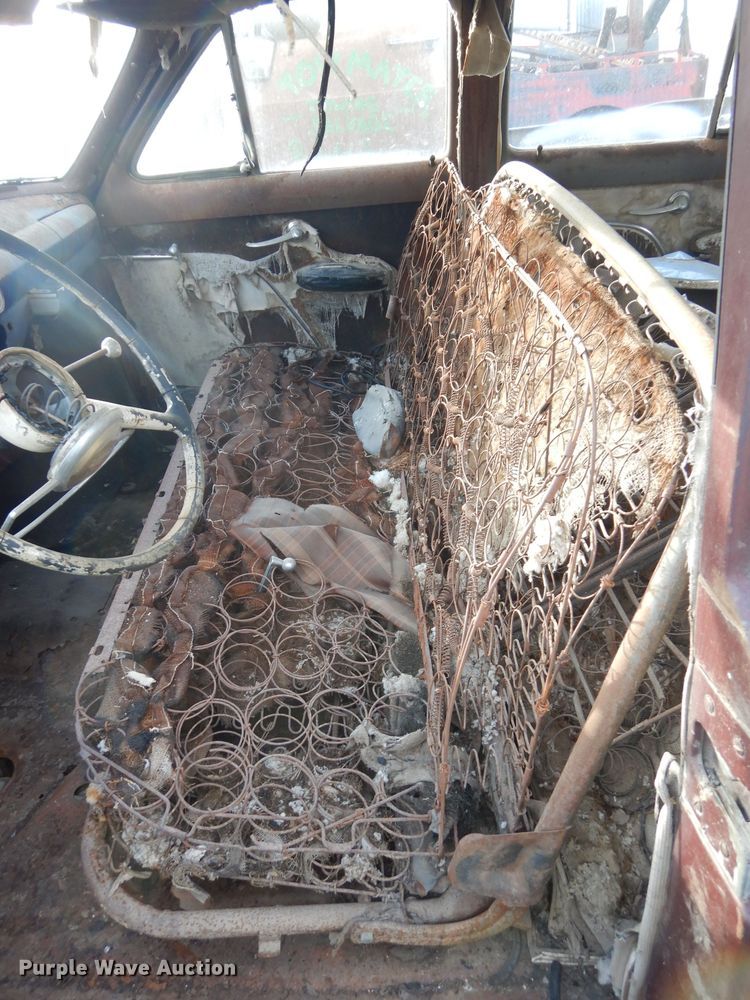 image for item GF9985 1949 Ford sedan