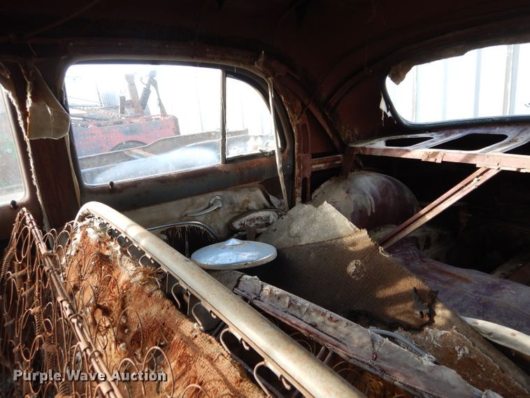 image for item GF9985 1949 Ford sedan