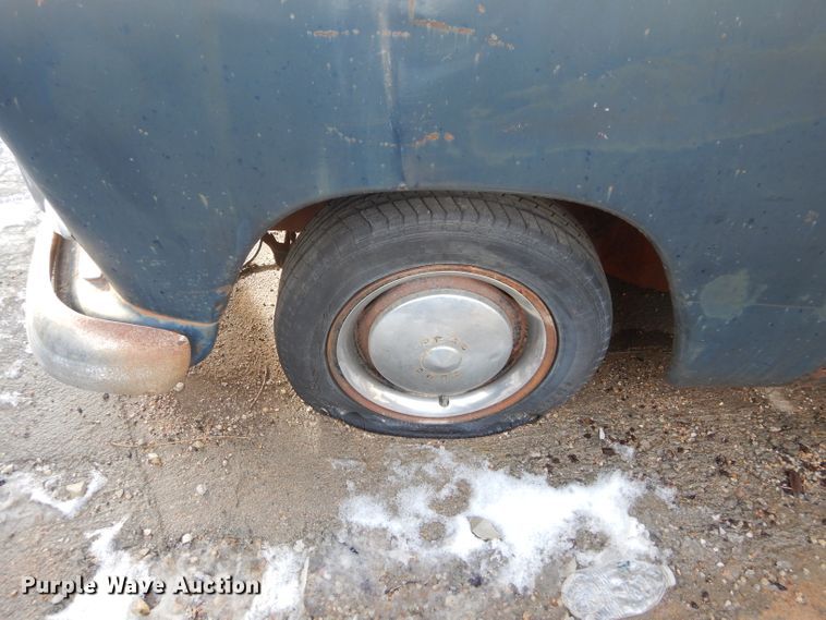 image for item GF9985 1949 Ford sedan