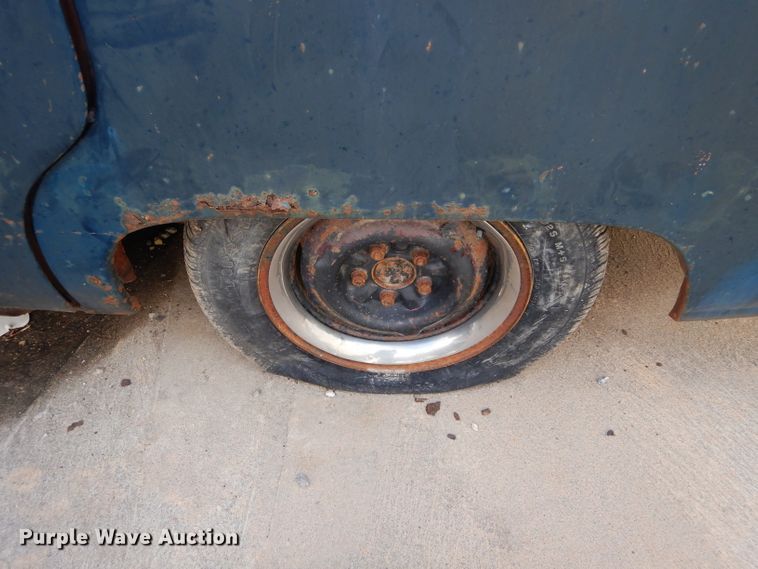 image for item GF9985 1949 Ford sedan