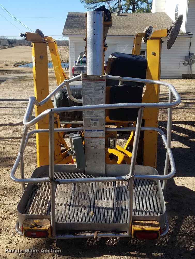 image for item H1249 2009 Bil-Jax 4527A boom lift
