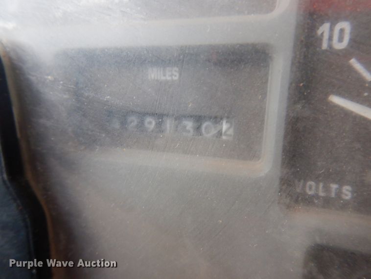 image for item BF9972 1995 International 4900 dump truck