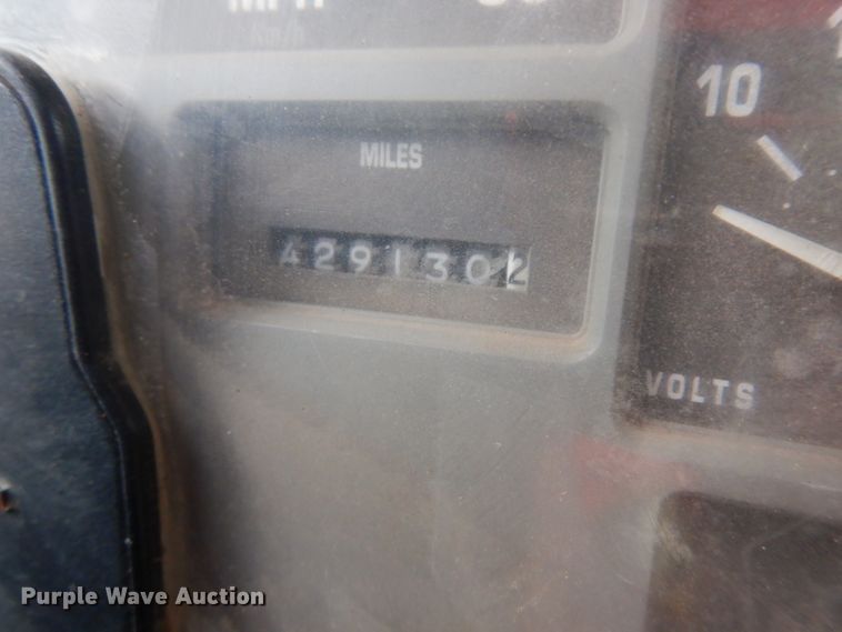 image for item BF9972 1995 International 4900 dump truck