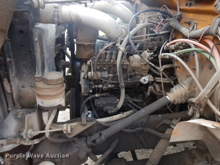 image for item BF9972 1995 International 4900 dump truck