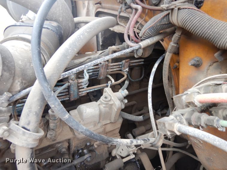 image for item BF9972 1995 International 4900 dump truck