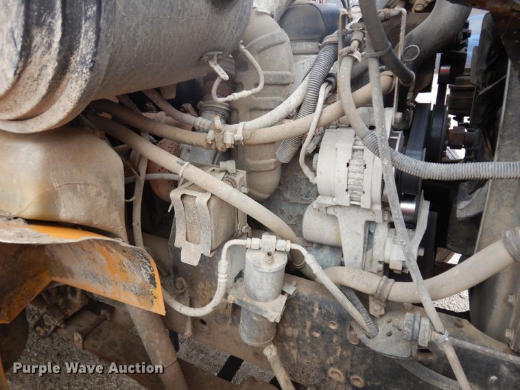 image for item BF9972 1995 International 4900 dump truck