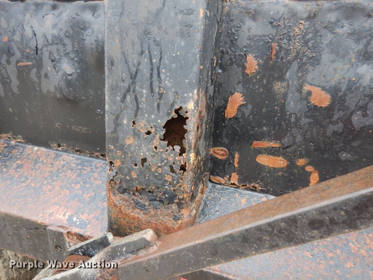 image for item BF9972 1995 International 4900 dump truck