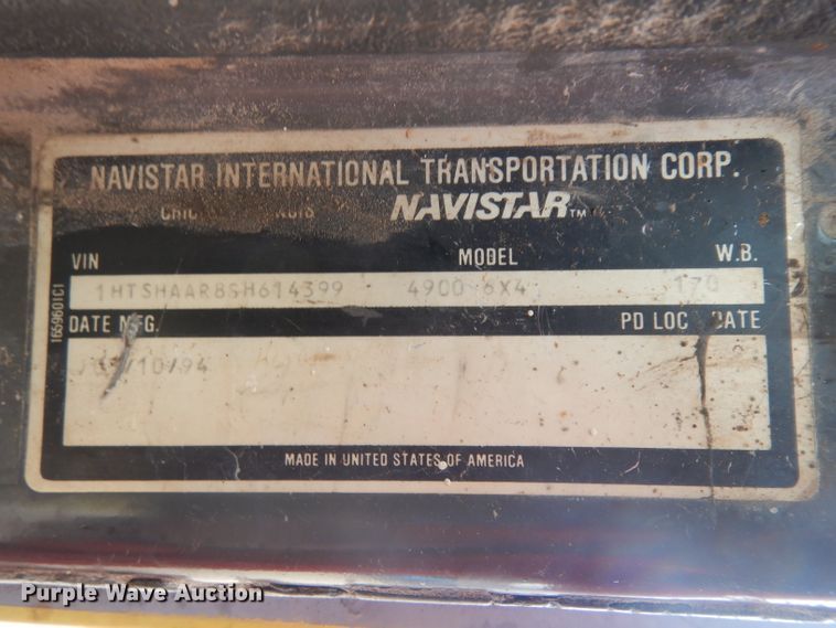 image for item BF9972 1995 International 4900 dump truck