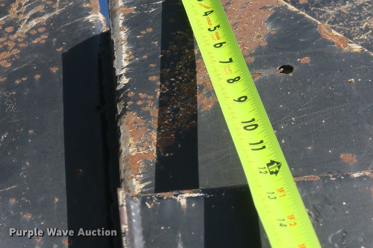 image for item DB10053 1999 Mack RD690S dump truck