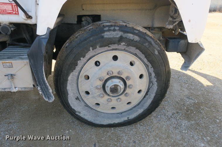 image for item DB10053 1999 Mack RD690S dump truck