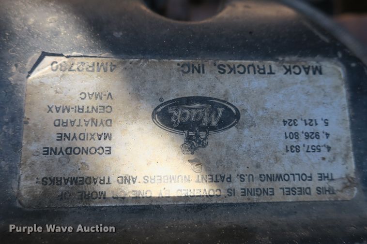 image for item DB10053 1999 Mack RD690S dump truck