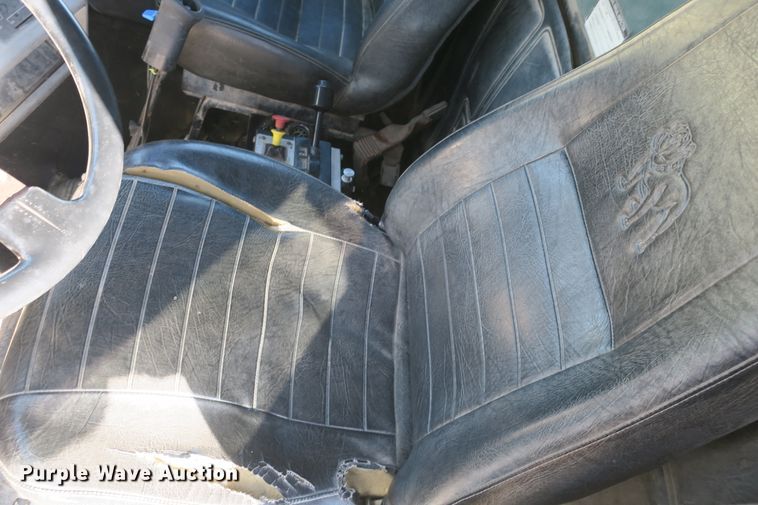 image for item DB10053 1999 Mack RD690S dump truck