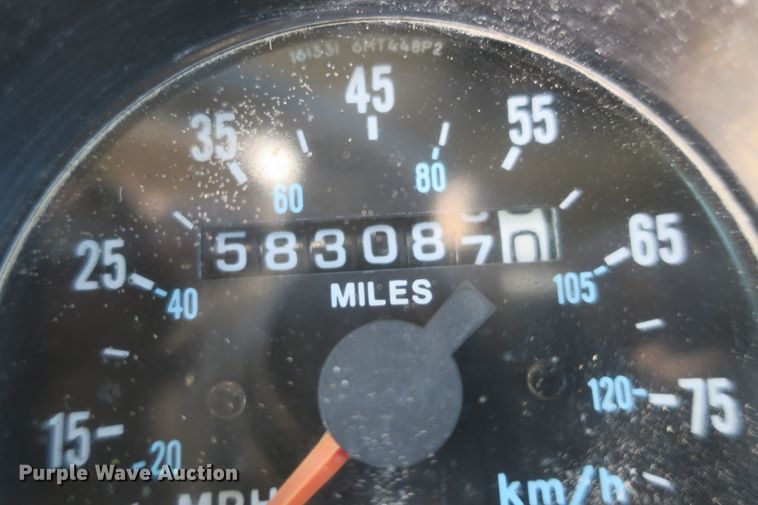 image for item DB10053 1999 Mack RD690S dump truck