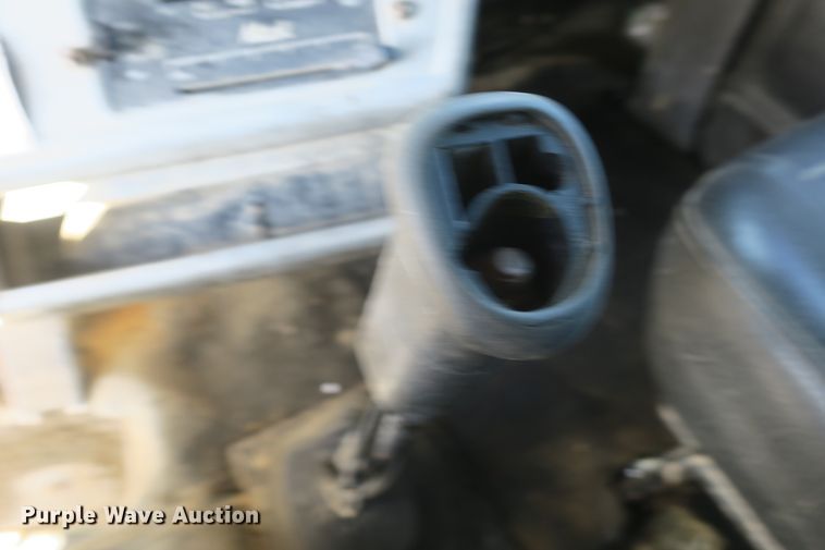 image for item DB10053 1999 Mack RD690S dump truck