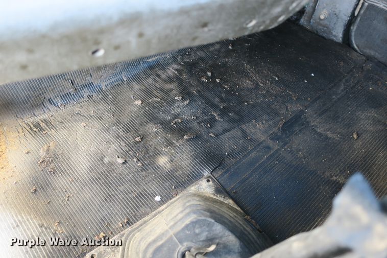 image for item DB10053 1999 Mack RD690S dump truck