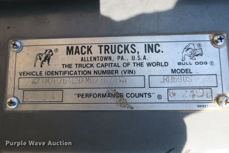 image for item DB10053 1999 Mack RD690S dump truck